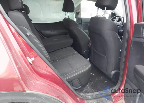 2018 Kia Sportage Lx z USA, uszkodzony, nr VIN KNDPMCAC3J7371479